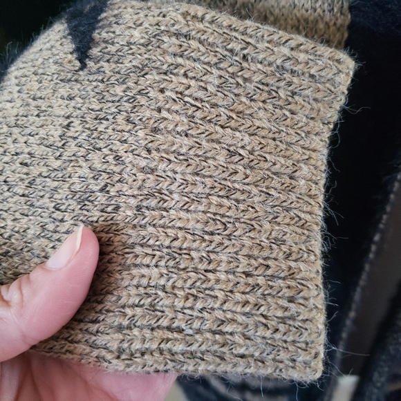 Fuzzy Knit Aztec Print NWT Open Front Oversized Cardigan - S-M - Picture 4 of 10